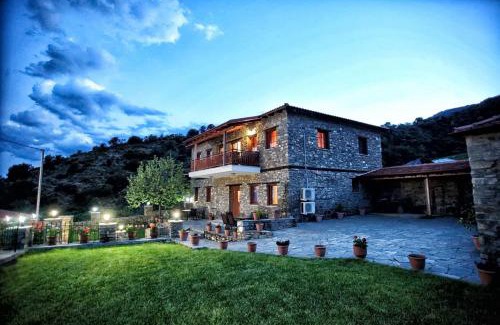 Pangaio Apartment | Traditional Apartments Tsikrikonis
