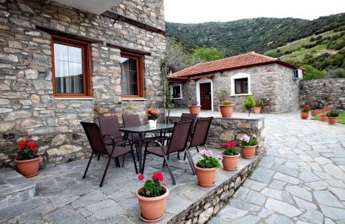 Pangaio Apartment | Traditional Apartments Tsikrikonis