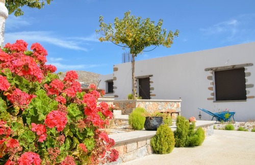 Anopolis Apartment | Traditional Apartments Madares
