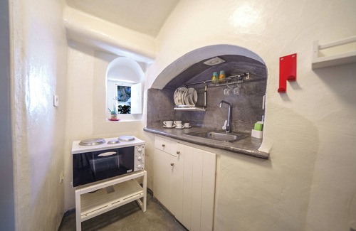 Oia House | TRADITIONAL CAVE in the heart of old OIA