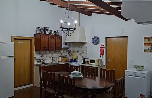Montemor-o-Novo Cottage | Traditional Country House with Private Pool
