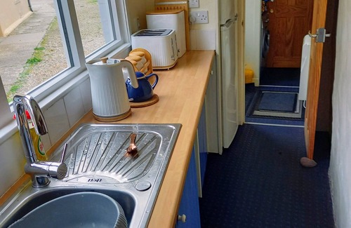 Banff Cottage | Traditional cottage close to harbour and beach