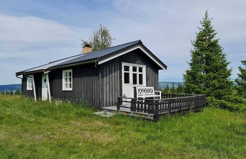 Gol Municipality Ski Chalet | Traditional cottage in a beautiful location.