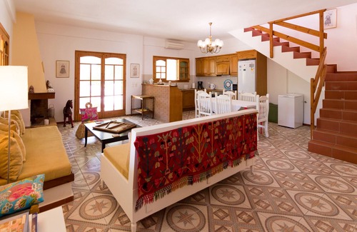 Skotino Villa | Traditional Cretan Villa, Located Close To The Beach And Main Sights