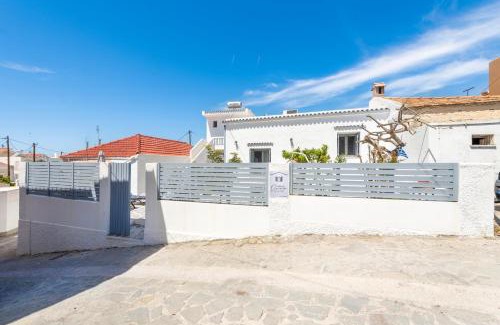 Soroni Villa | Traditional Dream House