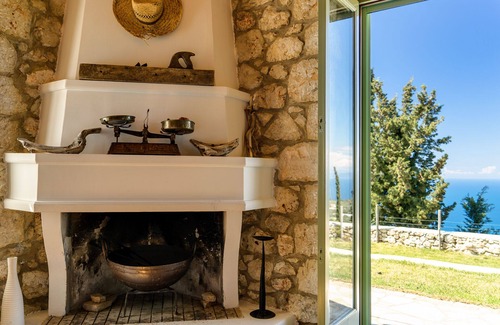 Tsoukaladhes Villa | Traditional Ecovilla, Private Pool, Stunning Sea Views, 5 Min From Best Beaches