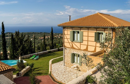 Tsoukaladhes Villa | Traditional Ecovilla, Private Pool, Stunning Sea Views, 5 Min From Best Beaches