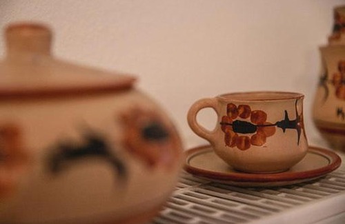Dhrepanon Apartment | TRADITIONAL FAMILY GUEST HOUSE IDI