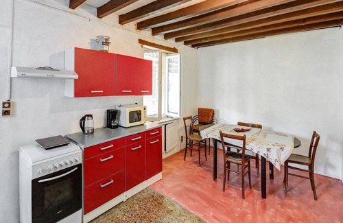 Brinon-sur-Beuvron House | Traditional Holiday Home in Brinon sur Beuvron