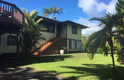 Hilo House | Traditional Hawai'i home near Hilo town - solar powered!