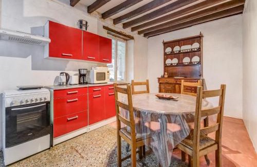 Brinon-sur-Beuvron House | Traditional Holiday Home in Brinon sur Beuvron