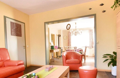 Buetgenbach House | Traditional Holiday home in Bütgenbach with Sauna