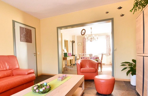 Buetgenbach House | Traditional Holiday home in Bütgenbach with Sauna