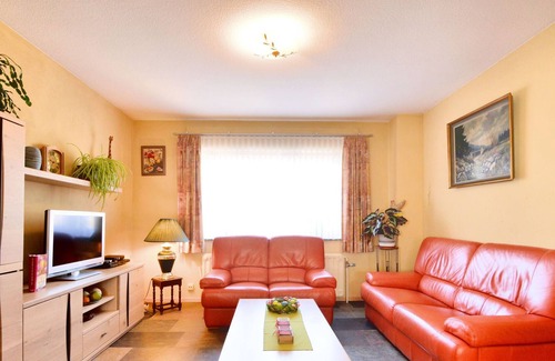 Buetgenbach House | Traditional Holiday home in Bütgenbach with Sauna