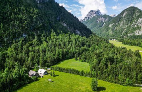 Studor House | Traditional homestead Guhar in Radovna