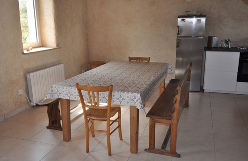Guimaec House | Traditional house completely renovated, independent, for 6 people