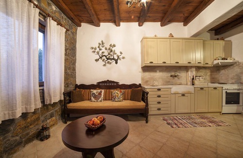 Koutsouras Villa | Traditional house for relaxing holidays!