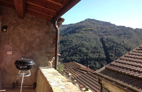 Apricale House | traditional house in beautiful APRICALE, Liguria, experience the real Italy!