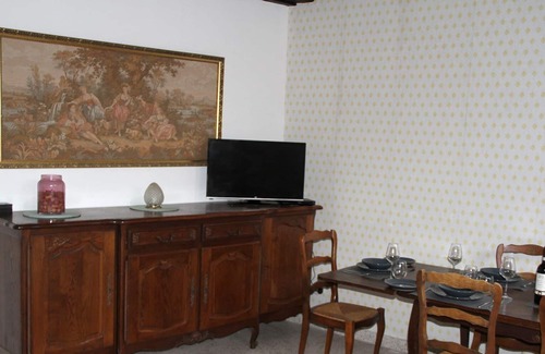 Lonlay-l'Abbaye Apartment | Traditional large 3 storey French village house