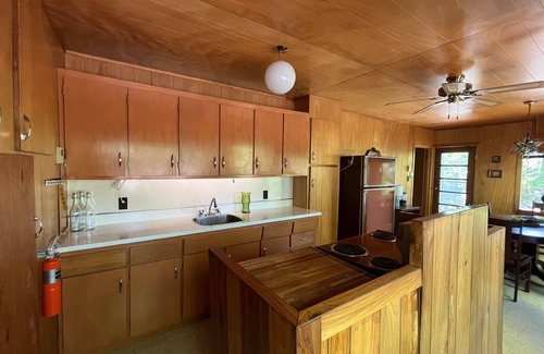 Gravenhurst Cottage | Traditional Lake Muskoka Cottage