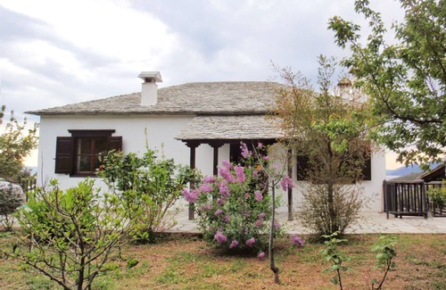 Lefokastron Villa | Traditional Luxury House In Pelion "erato"