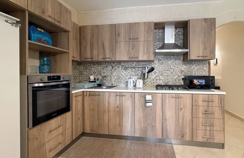 Nadur Apartment | Traditional Maltese 3BD Apartment