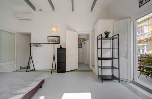 Floriana House | Traditional Maltese Townhouse in Floriana