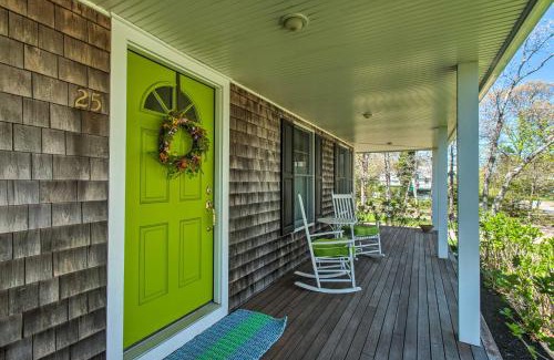 Oak Bluffs House | Traditional Marthas Vineyard Home with Porch and Yard