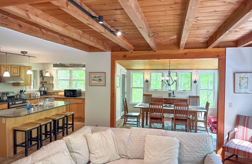Waitsfield House | Traditional Private Vermont Home with Post & Beam Finishes