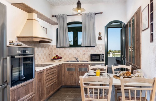Rapaniana Cottage | Traditional Seaside Cottage - Chania