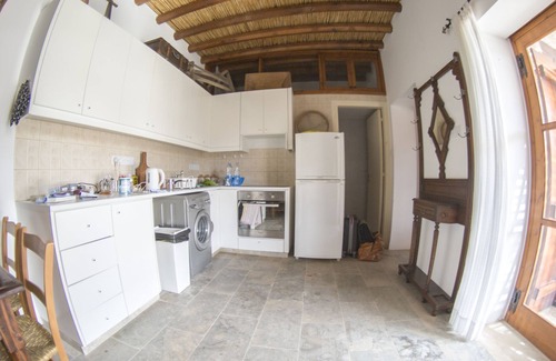 Kathikas House | Traditional Stone House