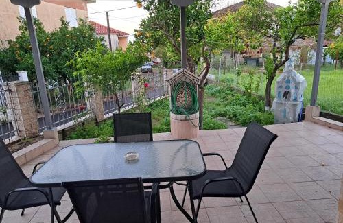 Archea Pissa House | Traditional Stone House-Ideal for families