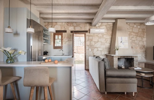 Mouzaki Villa | Traditional stone Villa , private pool , two bedrooms