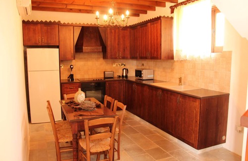 Mesa Chorio House | Traditional Stonehouse With Modern Comfort, Private Pool, Views, Wi-fi
