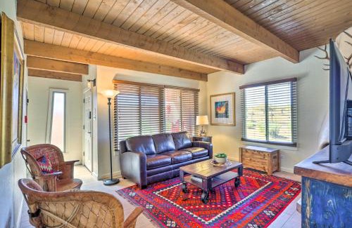 Northeast Santa Fe Apartment | Traditional-Style Adobe Casita - Walk to Dtwn