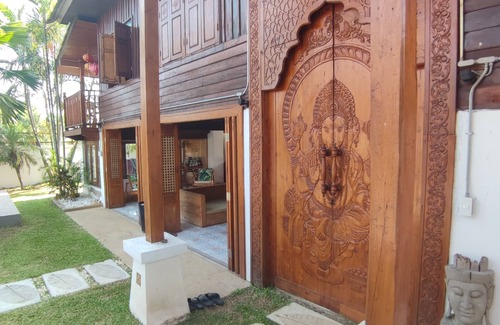 Nong Pa Khrang House | Traditional teak house