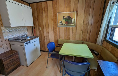 Wasaga Beach Cottage | Traditional Tiny Wood Cottage #22 Camping style Cottages 5 minutes to the beach!