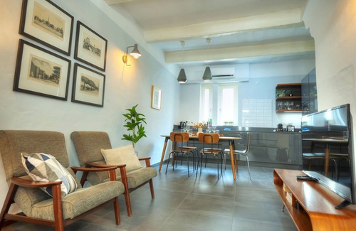 Floriana Ski Chalet | Traditional townhouse, terrace near Valletta WENG1-1