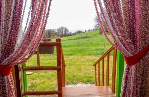 Sainte-Foi House | Traditional Trailer at Domaine de la Trille
