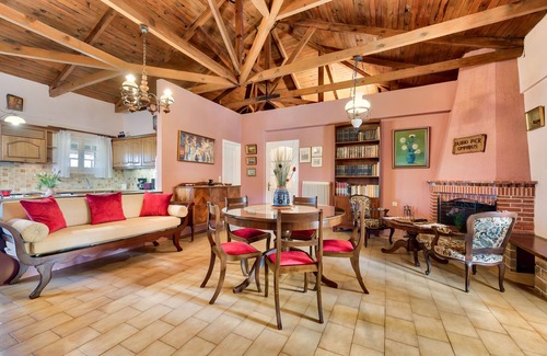 Agia Marina Villa | ⭐️ Traditional Villa | Island Center