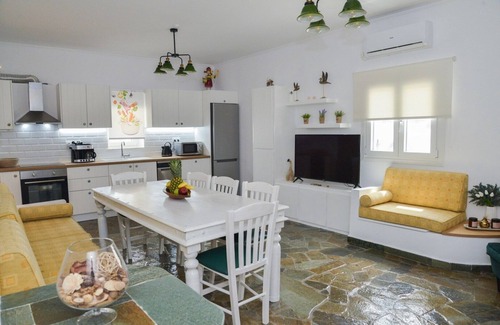 Zefiria Villa | Traditional Villa Relax