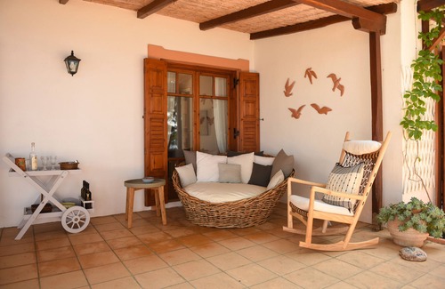 Kanapitsa Villa | Traditional villa Seagullstone, with private beach and magnificent view
