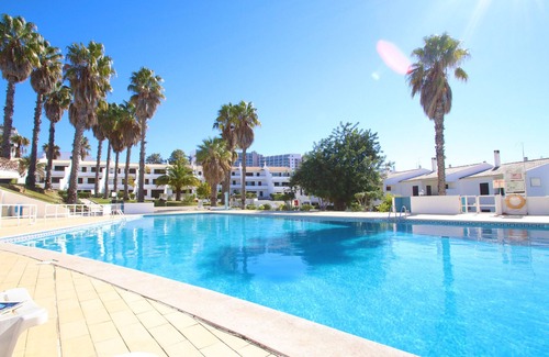 Montechoro Villa | TRADITIONAL VILLA, VERY WELL SITUATED, LARGE COMMUNAL SWIMMING POOL & GARDEN, A/C, WIFI