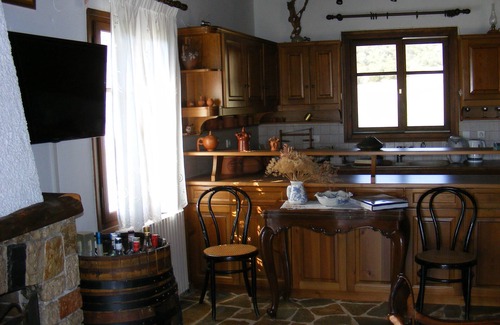 Myloi Villa | Traditional villa with great views convenient for the beach, local area & sites