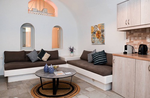 Karterados House | Traditional Villas at the old mill of the karterados