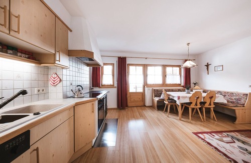 Ultimo Ski Chalet | Traditionell Mountain Chalet
