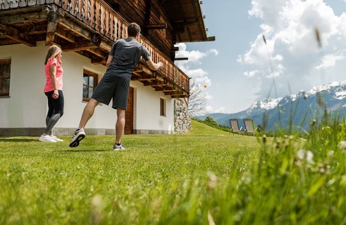 Ultimo Ski Chalet | Traditionell Mountain Chalet