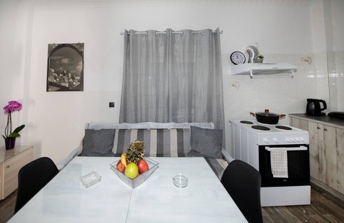 Karterados Apartment | Tradtional 2 bedroooms apartment 'Thira-Santo Emfasis'