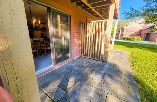 Central Vermont- Killington Condo | Trail Creek 41 | Condo in Killington near lifts/hiking with pool & rec room