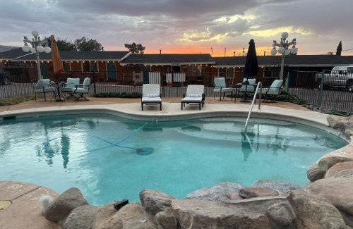 Tombstone House | Trail Riders Inn -Bunkhouse